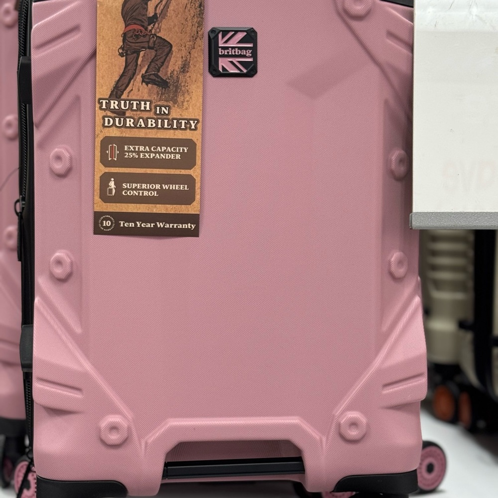 Britbag Pink Suitcase carry on 22” - Picture 2 of 2